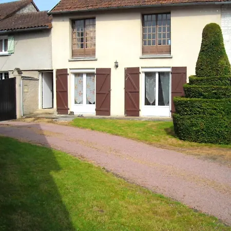 Hébergement de vacances Maison de 2 chambres a Bournand avec jardin amenage et WiFi Bournand
