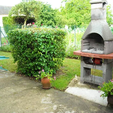 Hébergement de vacances Maison de 2 chambres a Bournand avec jardin amenage et WiFi *