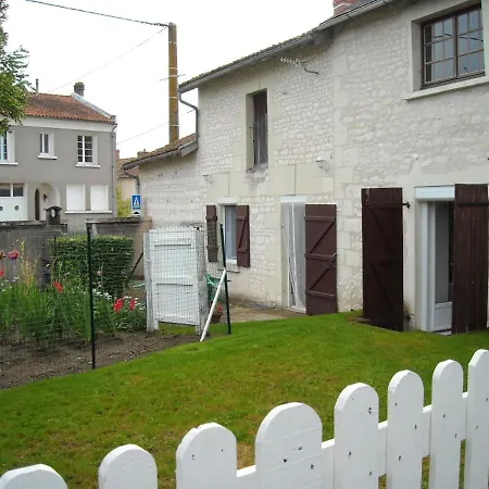 Maison de 2 chambres a Bournand avec jardin amenage et WiFi * Bournand